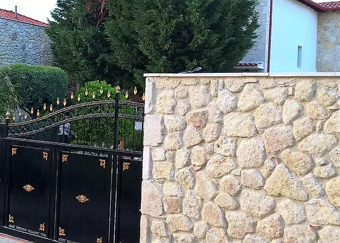 Princess Garden Villa *